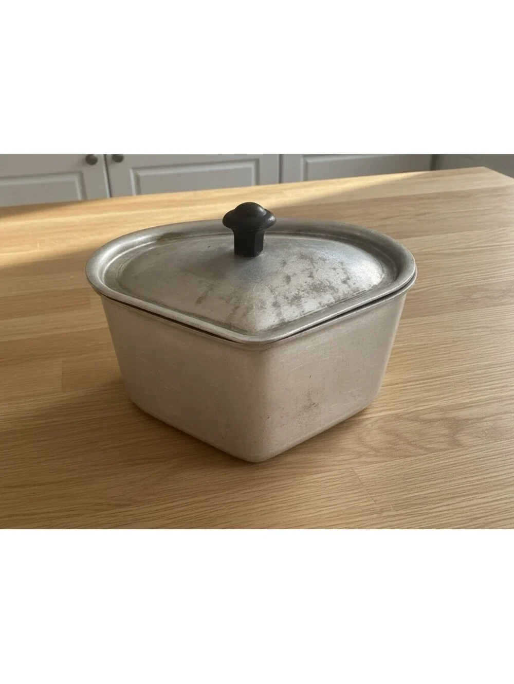 Vintage Wear-Ever No. 2256 Aluminum Triangular Pot with Lid – Made in USA